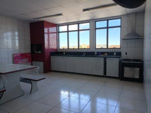 Depósito com 570m² no bairro Sarandi em Porto Alegre para Alugar