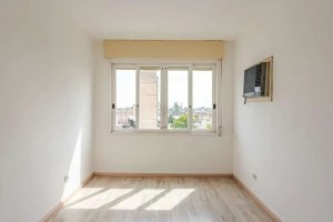 Apartamento com 75m², 2 dormitórios no bairro Independência em Porto Alegre para Alugar