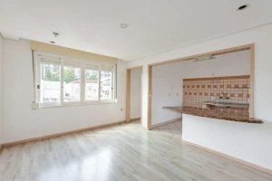Apartamento com 75m², 2 dormitórios no bairro Independência em Porto Alegre para Alugar