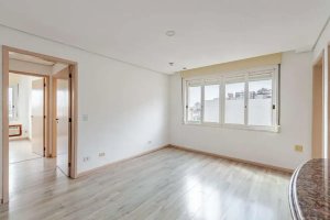 Apartamento com 75m², 2 dormitórios no bairro Independência em Porto Alegre para Alugar