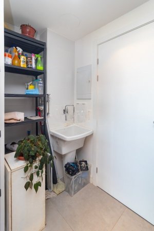 Apartamento com 30m², 1 dormitório no bairro Azenha em Porto Alegre para Alugar