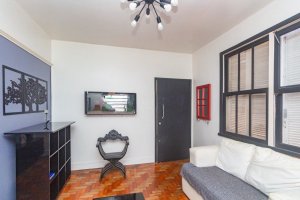 Apartamento com 79m², 2 dormitórios no bairro Santa Cecília em Porto Alegre para Alugar