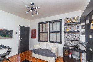Apartamento com 79m², 2 dormitórios no bairro Santa Cecília em Porto Alegre para Alugar