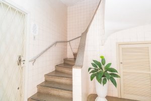 Apartamento com 79m², 2 dormitórios no bairro Santa Cecília em Porto Alegre para Alugar