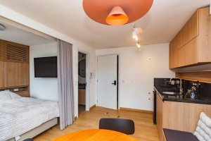 Apartamento com 25m², 1 dormitório no bairro Auxiliadora em Porto Alegre para Alugar