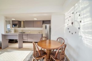 Apartamento com 44m², 1 dormitório no bairro Passo da Areia em Porto Alegre para Alugar