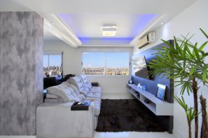 Apartamento com 65m², 2 dormitórios no bairro Partenon em Porto Alegre para Alugar