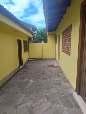 Casa com 193m², 3 dormitórios no bairro Jardim São Pedro em Porto Alegre para Alugar