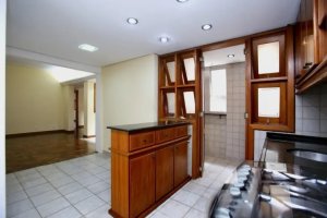 Apartamento com 82m², 2 dormitórios no bairro Independência em Porto Alegre para Alugar