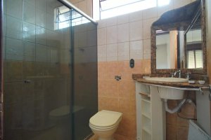 Casa com 248m², 4 dormitórios no bairro Morro Santana em Porto Alegre para Alugar