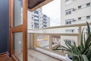 Cobertura com 152m², 2 dormitórios no bairro Higienópolis em Porto Alegre para Alugar