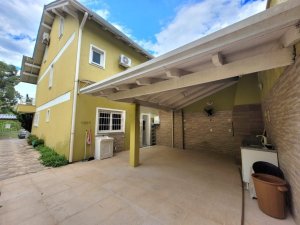 Casa com 174m², 3 dormitórios no bairro Aberta dos Morros em Porto Alegre para Alugar