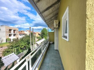 Casa com 174m², 3 dormitórios no bairro Aberta dos Morros em Porto Alegre para Alugar