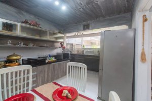 Apartamento com 140m², 4 dormitórios no bairro Petrópolis em Porto Alegre para Alugar