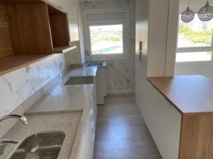 Apartamento com 59m², 2 dormitórios no bairro Jardim do Salso em Porto Alegre para Alugar