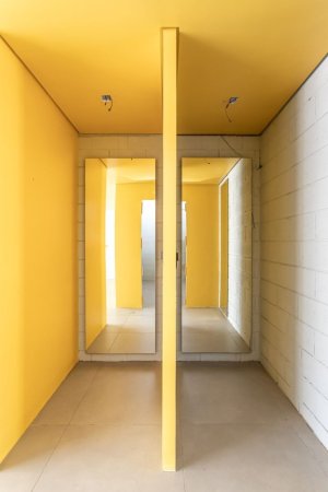 Loja com 52m² no bairro Praia de Belas em Porto Alegre para Alugar