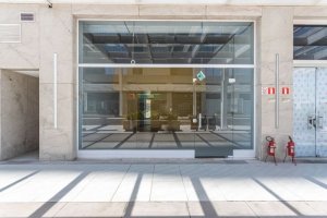 Loja com 52m² no bairro Praia de Belas em Porto Alegre para Alugar