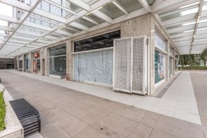 Loja com 40m² no bairro Praia De Belas em Porto Alegre para Alugar