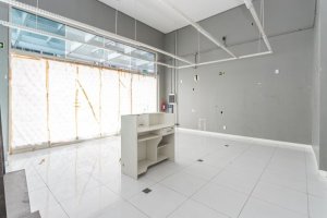 Loja com 45m² no bairro Praia De Belas em Porto Alegre para Alugar