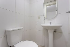 Sala Comercial com 67m² no bairro Tristeza em Porto Alegre para Alugar