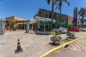 Sala Comercial com 54m² no bairro Tristeza em Porto Alegre para Alugar