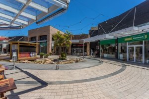 Sala Comercial com 54m² no bairro Tristeza em Porto Alegre para Alugar