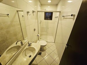 Casa com 220m², 4 dormitórios no bairro Jardim Itu em Porto Alegre para Alugar