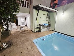 Casa com 220m², 4 dormitórios no bairro Jardim Itu em Porto Alegre para Alugar