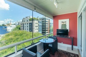 Cobertura com 216m², 3 dormitórios no bairro Petrópolis em Porto Alegre para Alugar