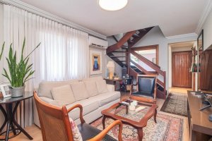 Cobertura com 216m², 3 dormitórios no bairro Petrópolis em Porto Alegre para Alugar