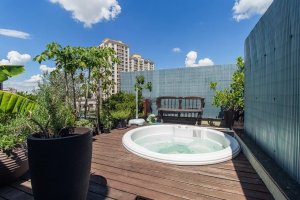 Cobertura com 216m², 3 dormitórios no bairro Petrópolis em Porto Alegre para Alugar