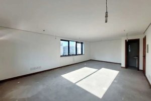 Sala Comercial com 40m² no bairro Moinhos de Vento em Porto Alegre para Alugar