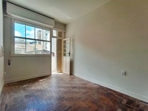 Apartamento com 93m², 3 dormitórios no bairro Santana em Porto Alegre para Alugar