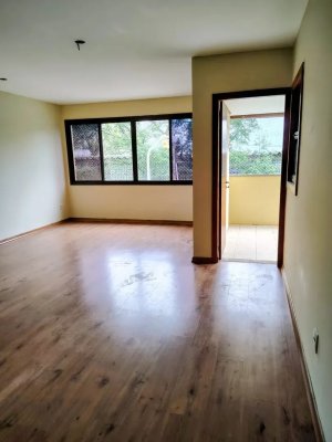 Apartamento com 90m², 2 dormitórios no bairro Partenon em Porto Alegre para Alugar