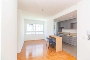 Apartamento com 67m², 3 dormitórios no bairro São Sebastião em Porto Alegre para Alugar