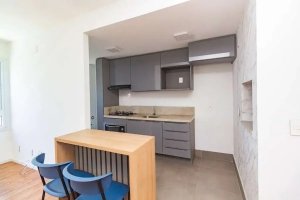 Apartamento com 67m², 3 dormitórios no bairro São Sebastião em Porto Alegre para Alugar