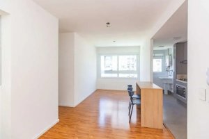 Apartamento com 67m², 3 dormitórios no bairro São Sebastião em Porto Alegre para Alugar