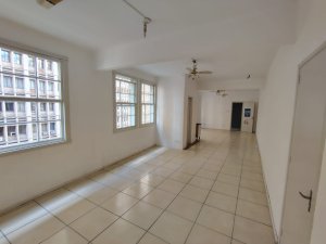 Apartamento com 61m², 1 dormitório no bairro Centro Histórico em Porto Alegre para Alugar