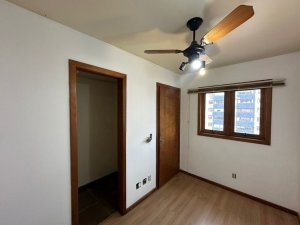 Apartamento com 135m², 3 dormitórios no bairro Auxiliadora em Porto Alegre para Alugar