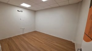 Depósito com 540m² no bairro Jardim Carvalho em Porto Alegre para Alugar