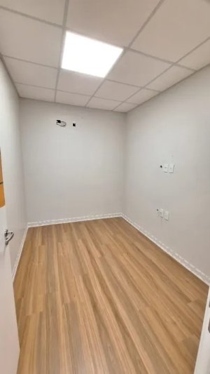 Depósito com 540m² no bairro Jardim Carvalho em Porto Alegre para Alugar