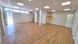 Depósito com 540m² no bairro Jardim Carvalho em Porto Alegre para Alugar