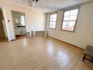 Casa comercial com 530m² no bairro Floresta em Porto Alegre para Alugar