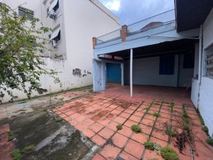Casa comercial com 530m² no bairro Floresta em Porto Alegre para Alugar