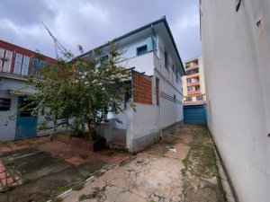 Casa comercial com 530m² no bairro Floresta em Porto Alegre para Alugar