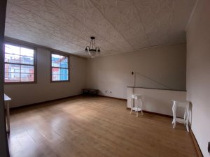 Casa comercial com 530m² no bairro Floresta em Porto Alegre para Alugar
