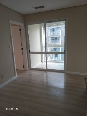 Apartamento com 160m², 4 dormitórios no bairro Rio Branco em Porto Alegre para Alugar