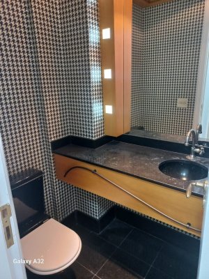 Apartamento com 160m², 4 dormitórios no bairro Rio Branco em Porto Alegre para Alugar