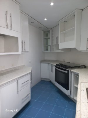 Apartamento com 160m², 4 dormitórios no bairro Rio Branco em Porto Alegre para Alugar