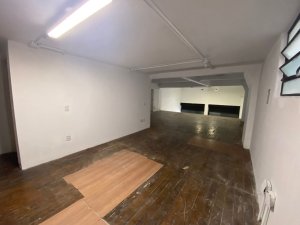 Loja com 230m² no bairro Moinhos de Vento em Porto Alegre para Alugar